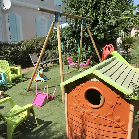 Domaine De L'aufrene Готель типу 