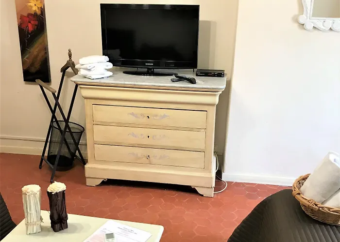 Domaine De L'aufrene Hyères