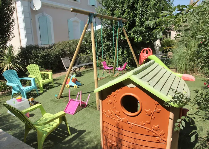 Domaine De L'aufrene Bed & Breakfast Hyères