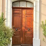 Bed & Breakfast Domaine De L'aufrene Hyeres
