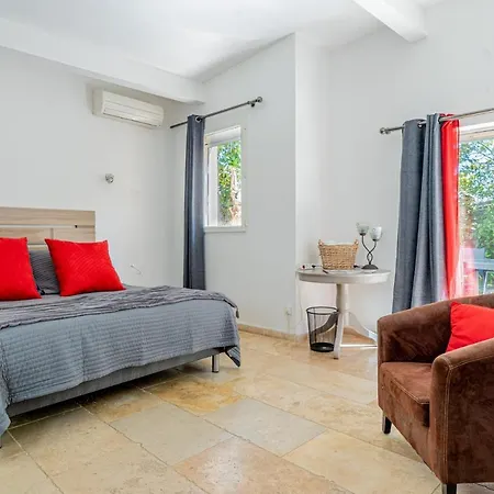 Domaine De L'aufrene 3* Hyères