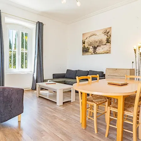 Alojamento de Acomodação e Pequeno-almoço Domaine De L'aufrene Hyères