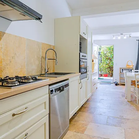 Bed & Breakfast Domaine De L'aufrene Hyeres
