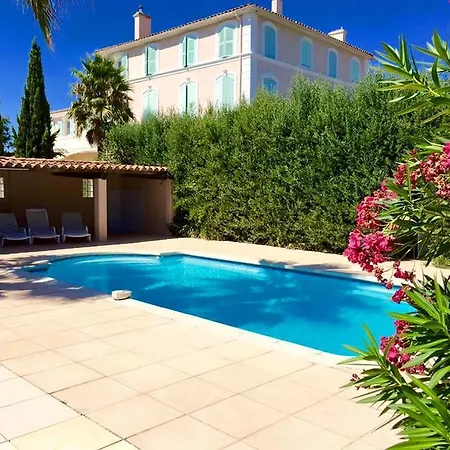 Domaine De L'aufrene Panzió