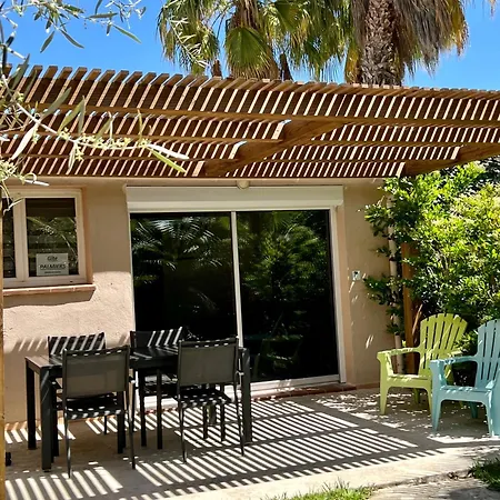 Domaine De L'aufrene Bed & Breakfast Hyeres