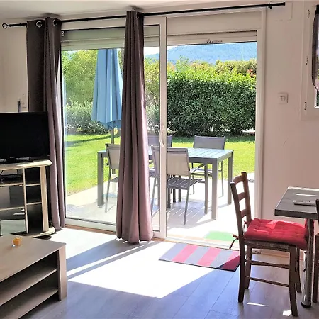 B&B Domaine De L'aufrene 3*