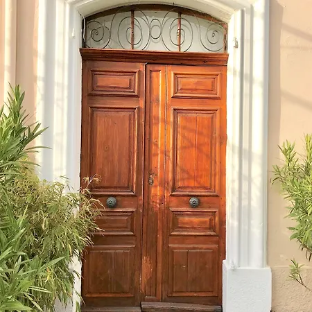 فندق مبيت وإفطار Domaine De L'aufrene Hyères