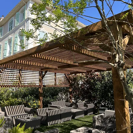 Domaine De L'aufrene Bed & Breakfast Hyères