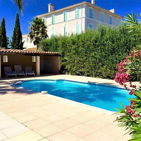 Domaine De L'aufrene Hyeres