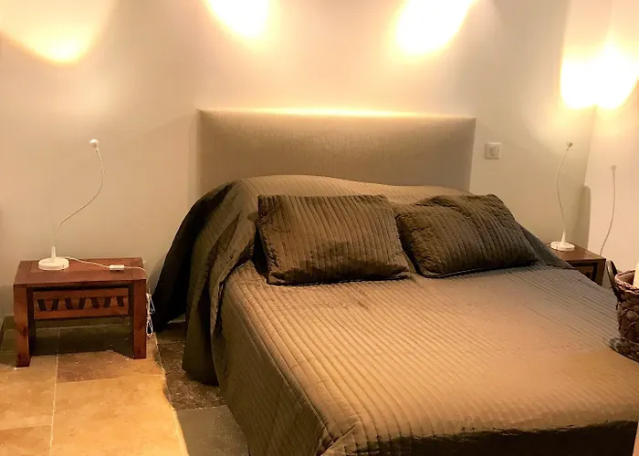 Domaine De L'aufrene Hyères