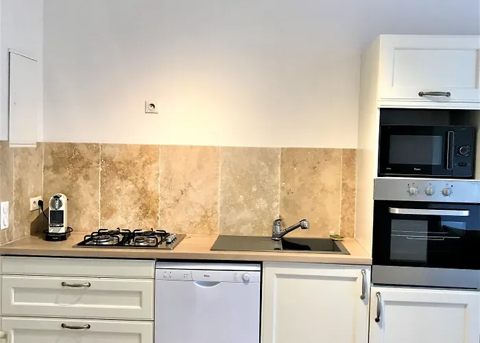 Domaine De L'aufrene 3*