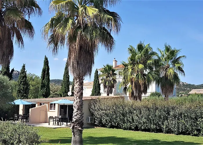 Domaine De L'aufrene Oda ve Kahvaltı