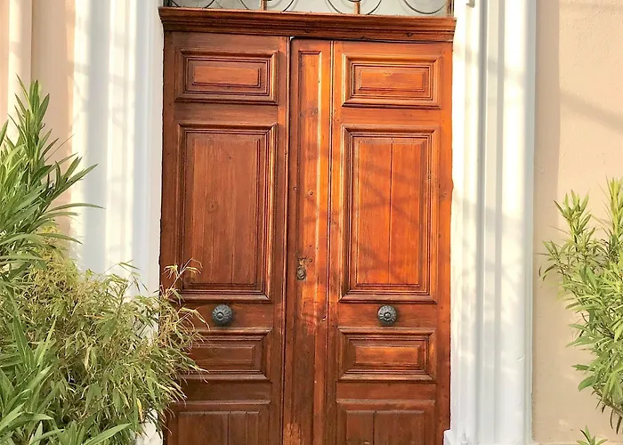 Bed & Breakfast Domaine De L'aufrene Hyeres