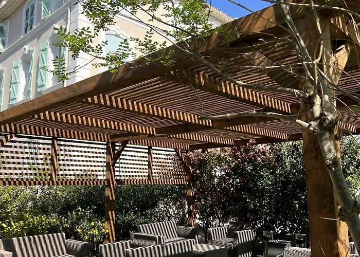 Domaine De L'aufrene Oda ve Kahvaltı Hyères