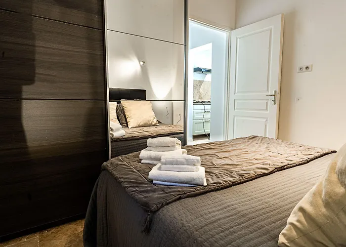 Bed & Breakfast Domaine De L'aufrene 3*